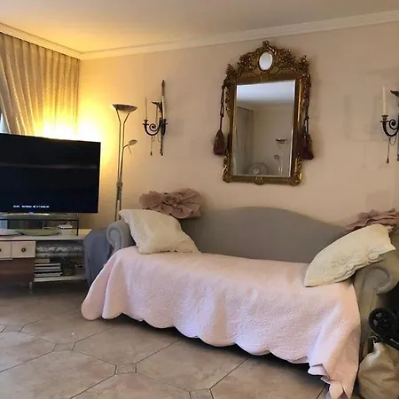 Residenza Giardino - Chez Antoinette דירה אסקונה