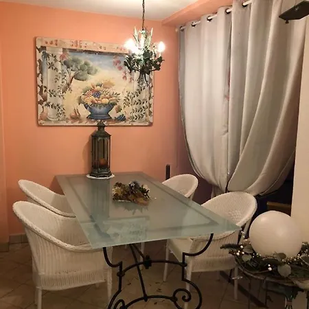 Residenza Giardino - Chez Antoinette アパート