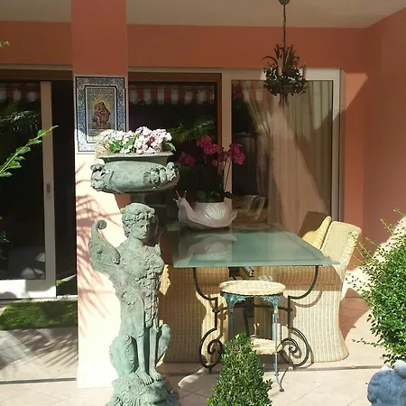 Residenza Giardino - Chez Antoinette Apartamento