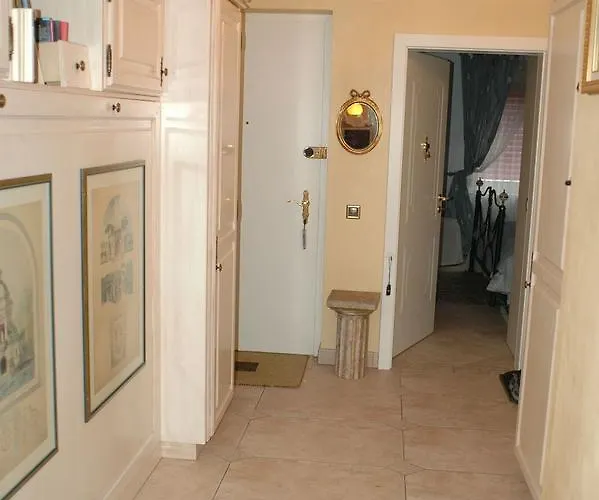 Residenza Giardino - Chez Antoinette Apartamento