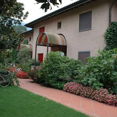 Apartmán Residenza Giardino - Chez Antoinette *